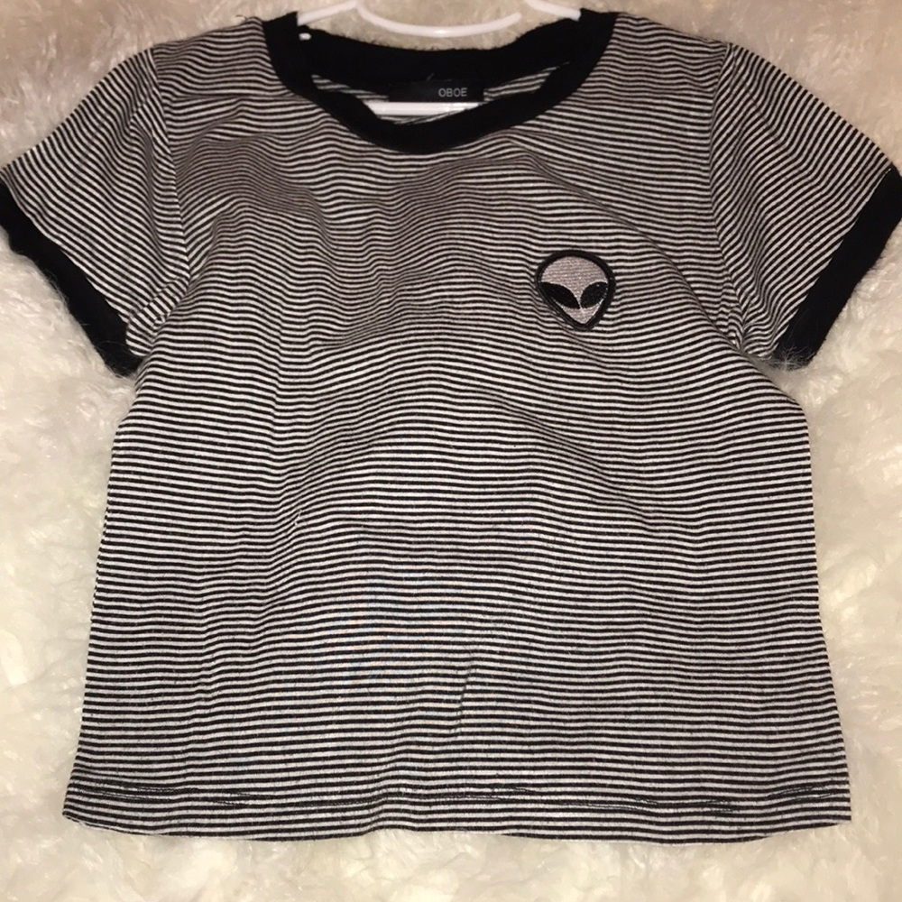 Alien striped tee
